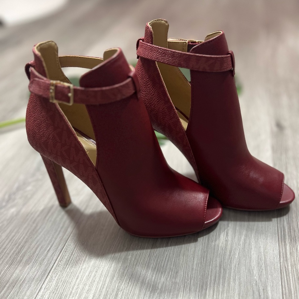 Michael Kors Lawson Open Toe Ankle Boot  ✨brand new✨No box